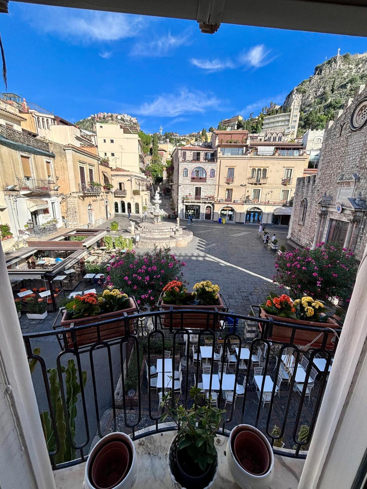 Duomo Square Apartment Ταορμίνα Εξωτερικό φωτογραφία